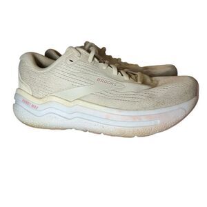Brooks Ghost Max 2 Women’s Size 9 2E Shoes White 1204202E190 Running Sneakers